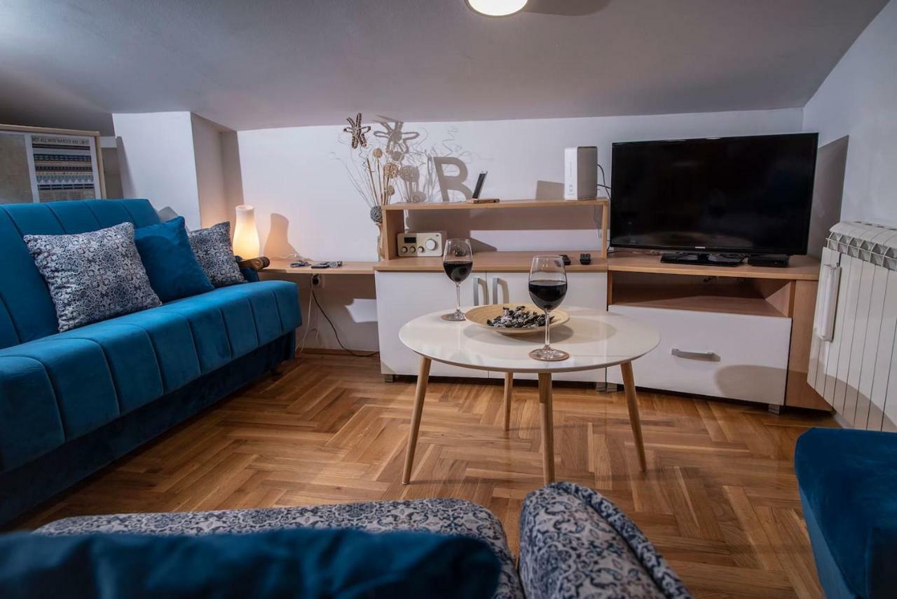 Piccolo Studio Belgrade,Crveni Krst Exteriör bild